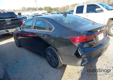 2023 Kia Forte Gt-Line z USA, uszkodzony, nr VIN 3KPF54AD0PE619252